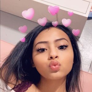 Meet your Posher, Aimee